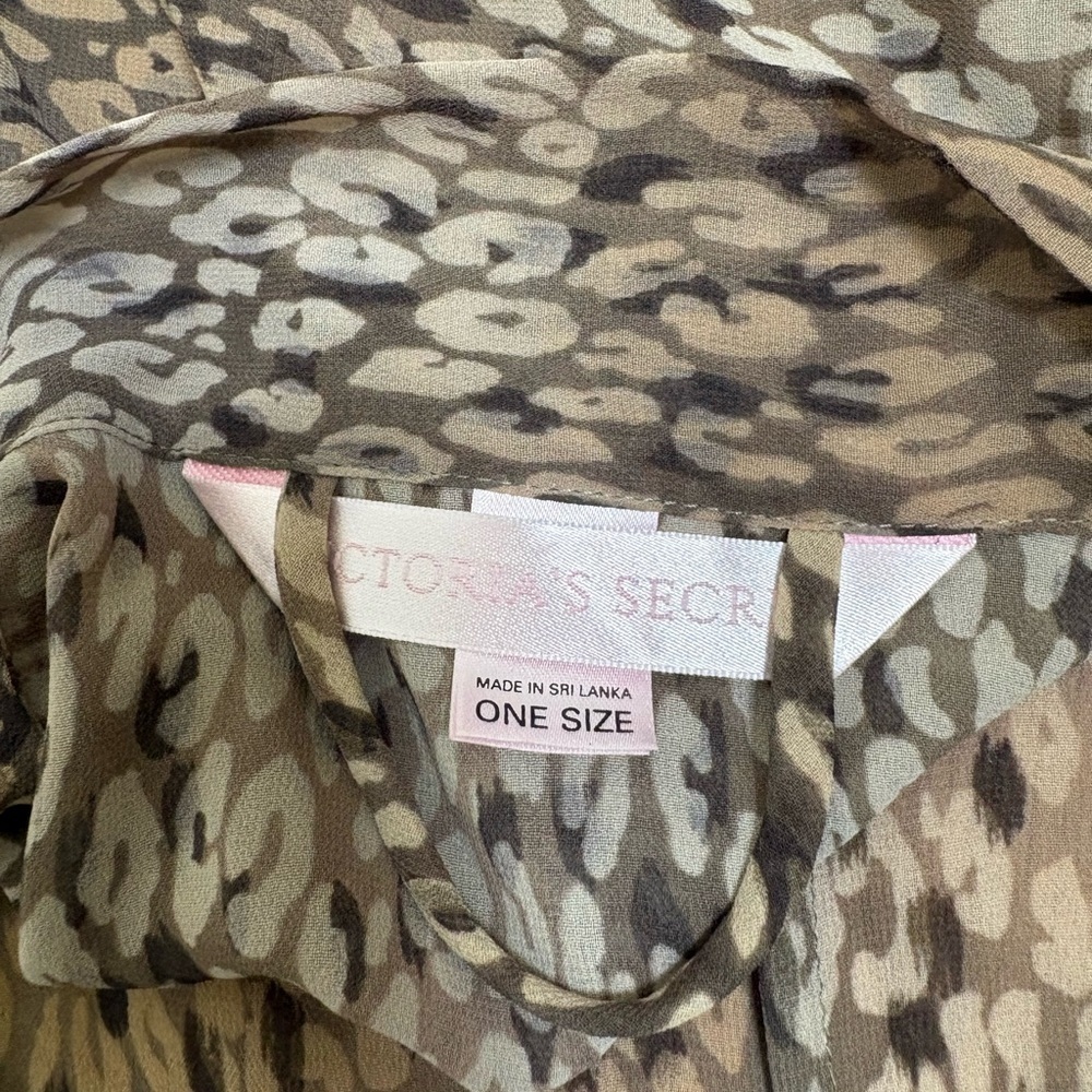 Victoria’s Secret leopard animal print semisheer, kimono belted robe pockets - Picture 11 of 14
